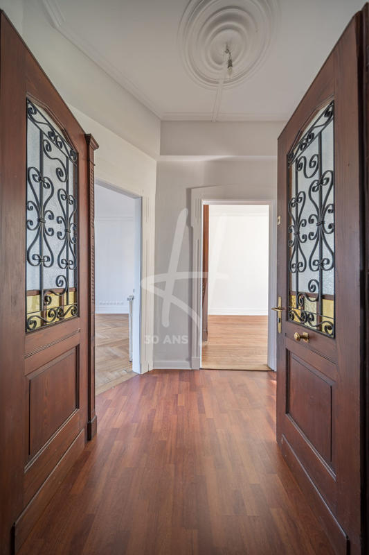 Appartement - 102 m² - 5 pièces