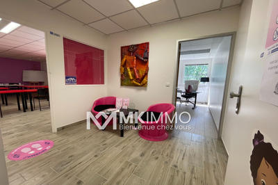 Local commercial - 67 m²