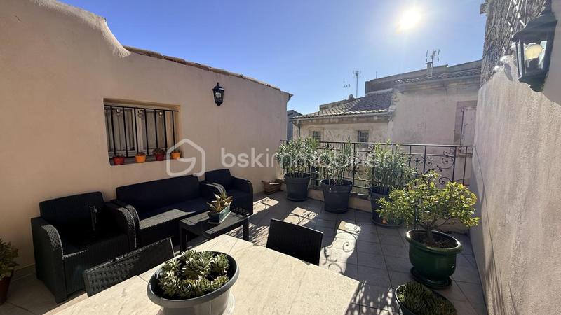 Immeuble - 350 m² - 8 pièces