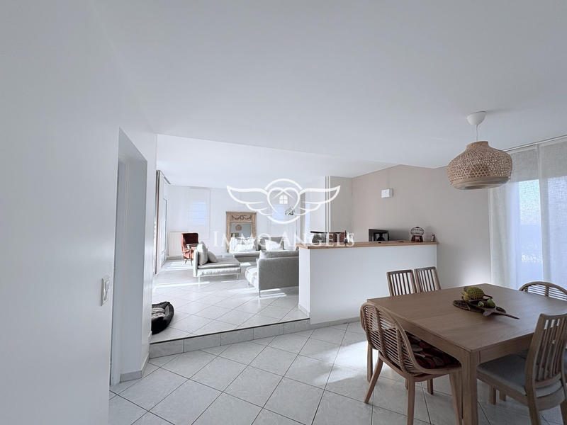 Maison traditionnelle - 157 m² - 5 pièces