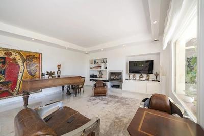 Villa - 400 m² - 7 pièces