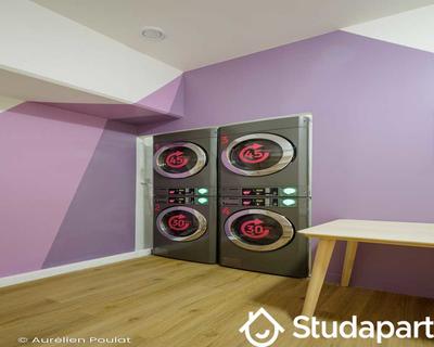 Chambre - 85 m² - 1 pièce