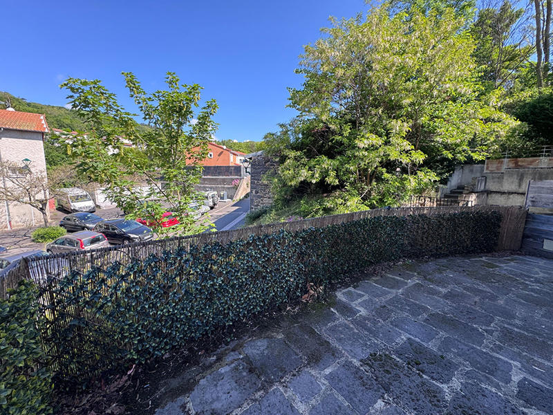 Appartement - 236 m² - 8 pièces