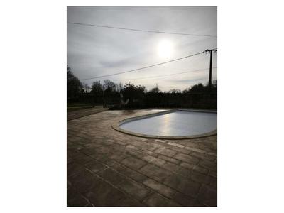 Propriété - 350 m² - 7 pièces