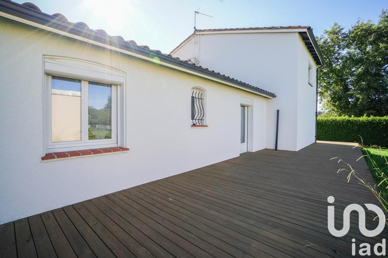 Maison - 180 m² - 7 pièces