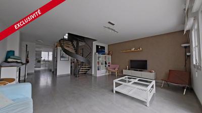 Appartement - 105 m² - 4 pièces