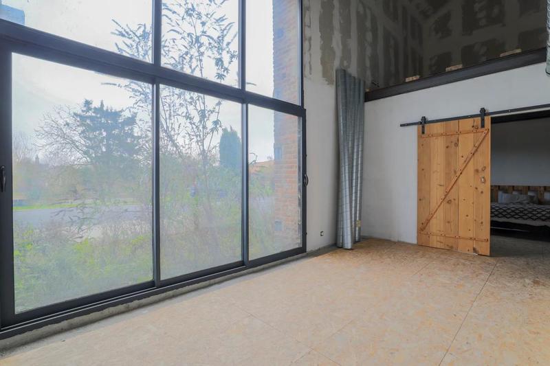 Maison - 250 m² - 7 pièces