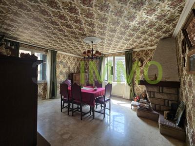 Maison - 150 m² - 7 pièces