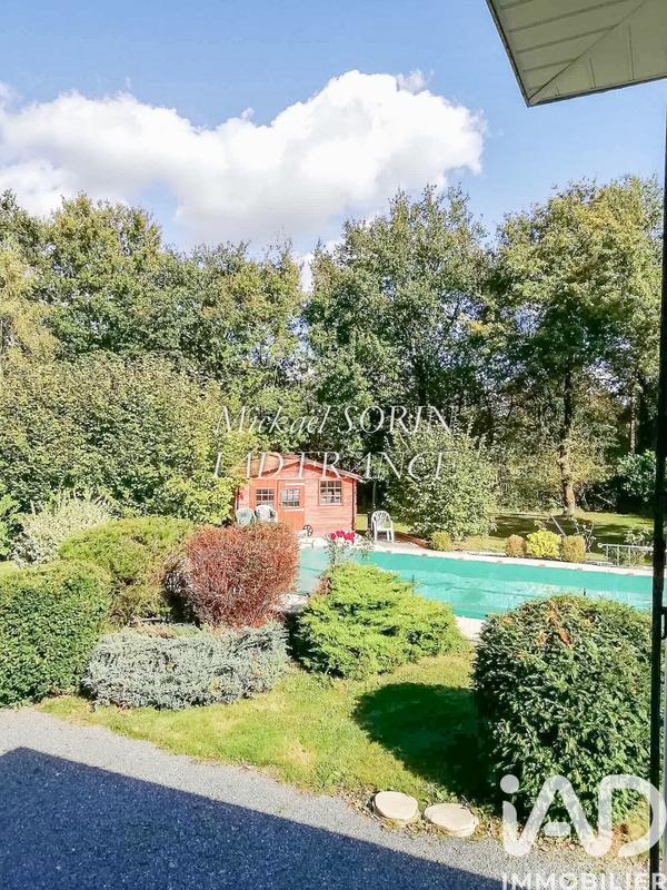 Maison - 200 m² - 7 pièces