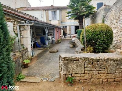 Maison de ville - 128 m² - 7 pièces