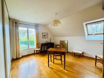 Maison - 146 m² - 5 pièces