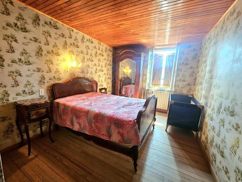 Corps de ferme - 238 m² - 8 pièces