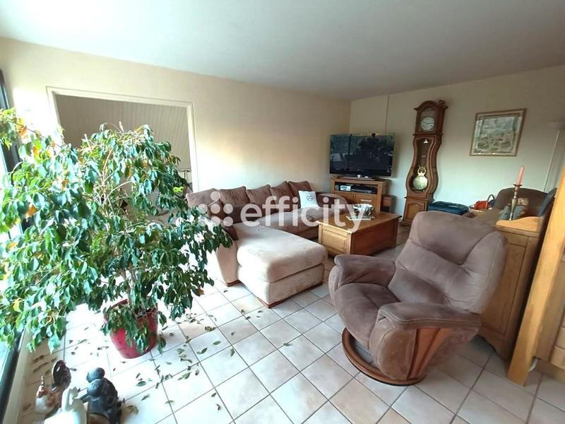 Appartement ancien - 97 m² - 4 pièces