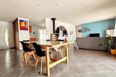 Maison - 150 m² - 6 pièces