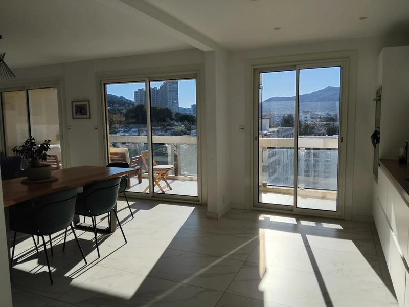 Appartement - 104 m² - 5 pièces