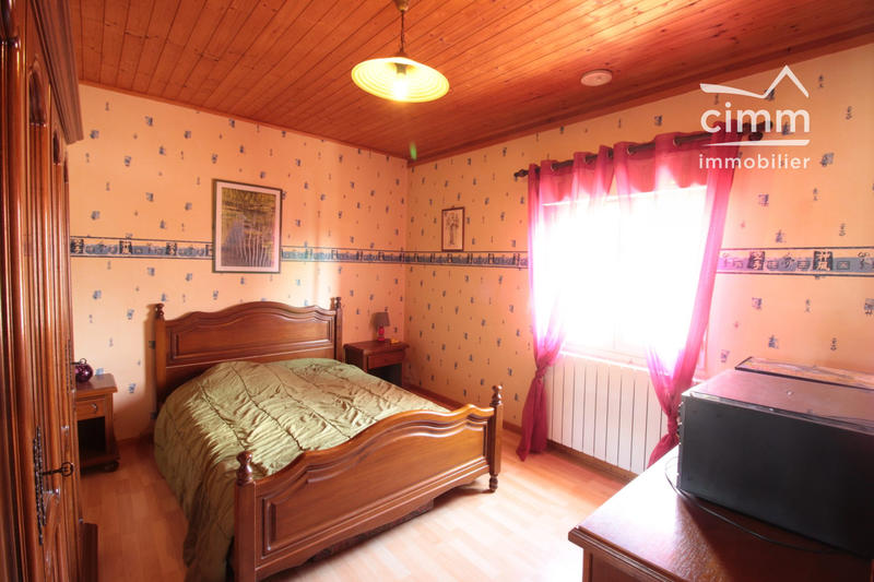 Maison - 209 m² - 8 pièces