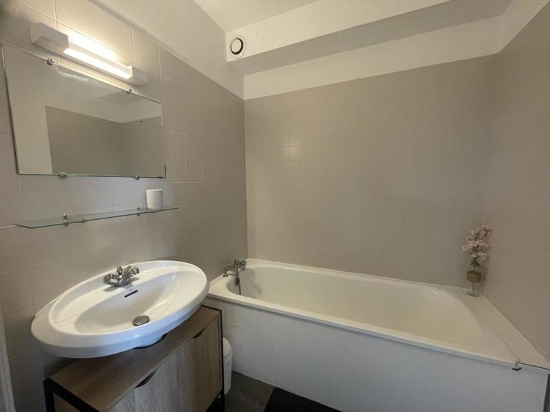 Studio - 30 m² - 1 pièce