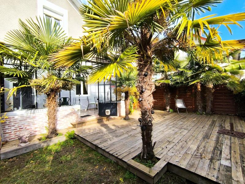 Maison - 137 m² - 5 pièces