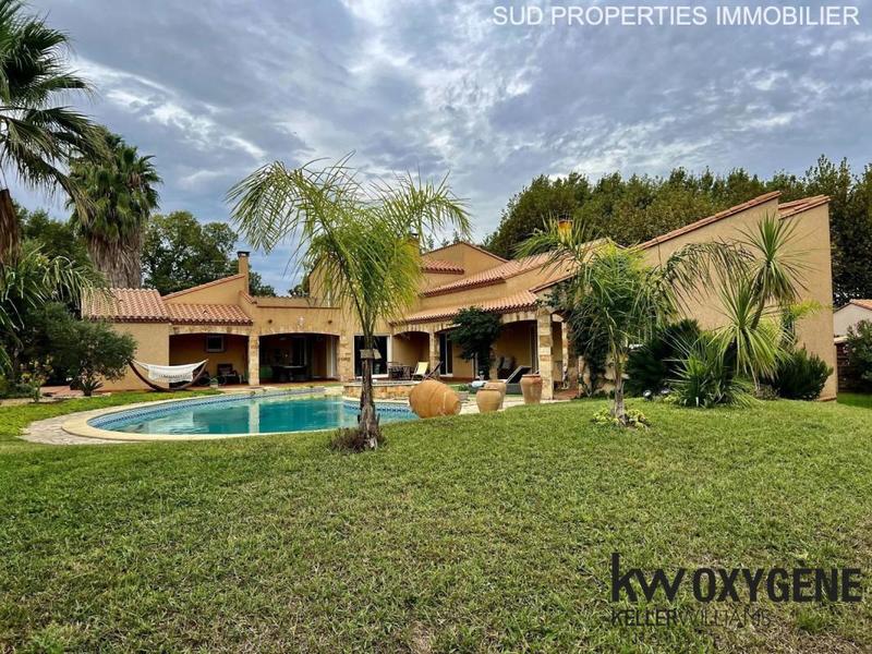 Villa - 297 m² - 7 pièces