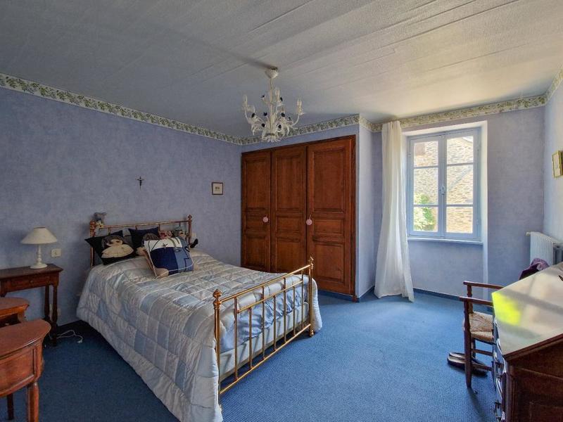 Propriété - 390 m² - 15 pièces