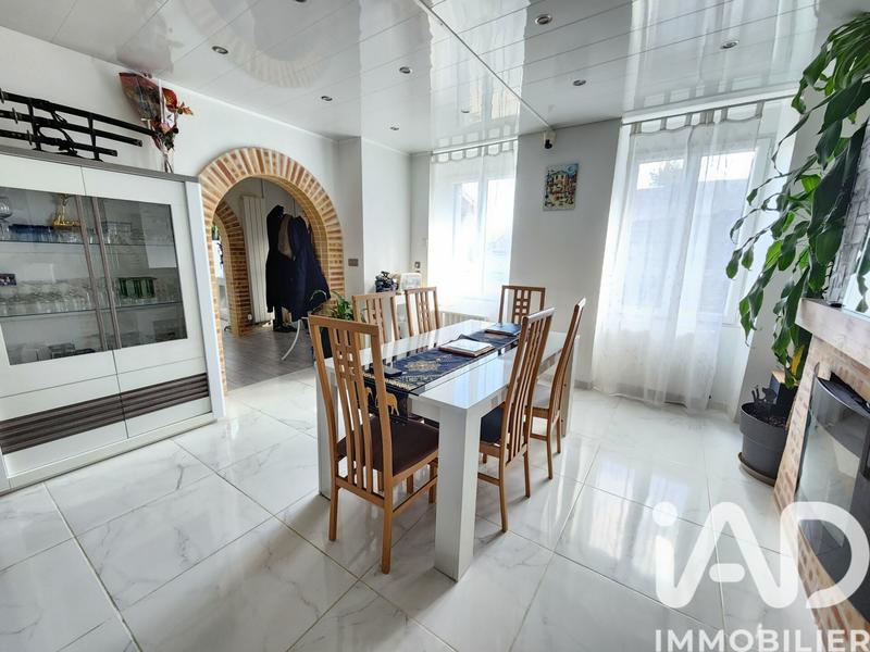 Maison - 150 m² - 5 pièces