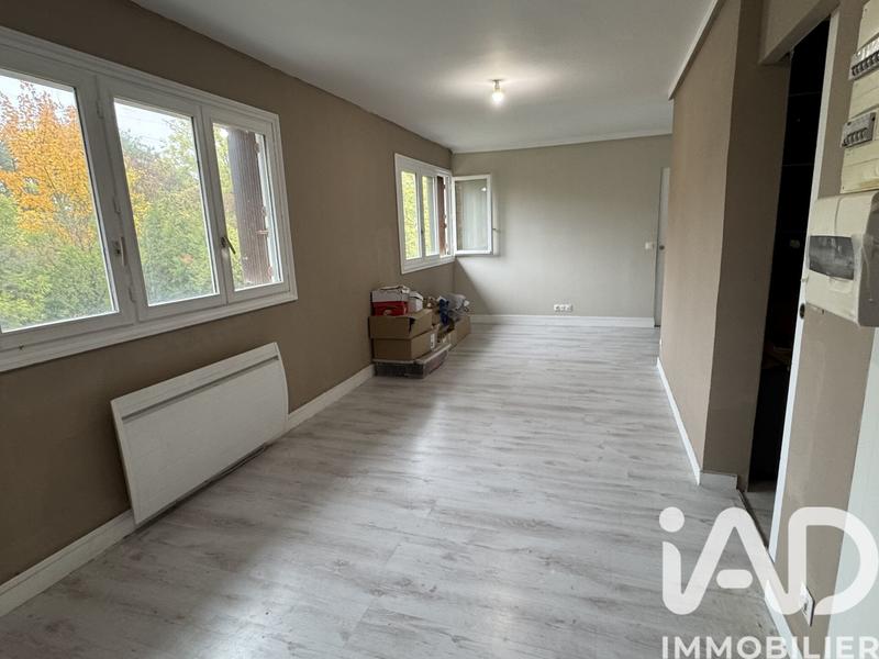 Maison - 210 m² - 9 pièces