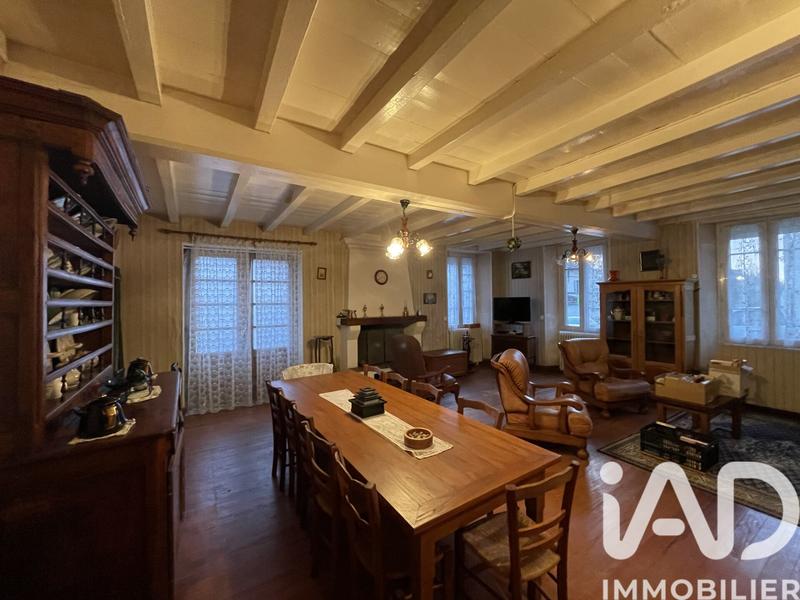 Maison - 209 m² - 7 pièces