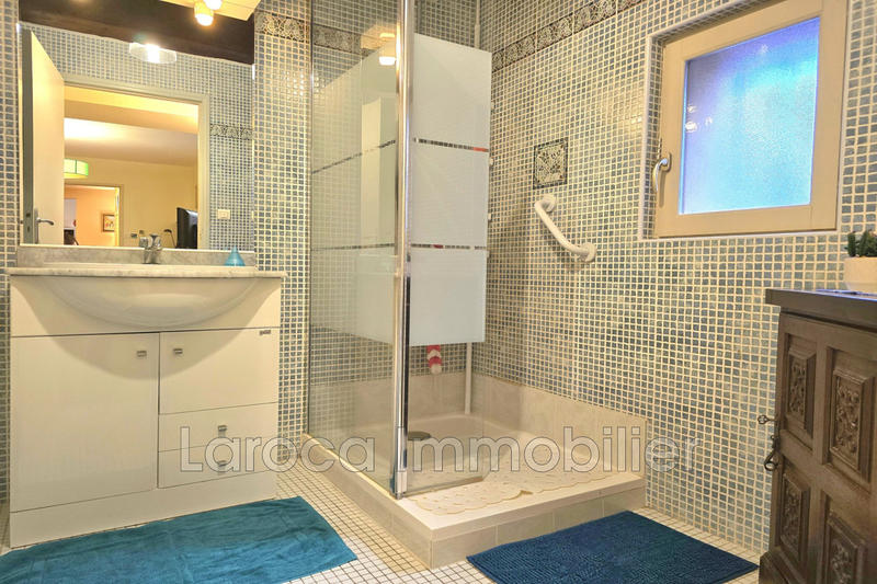 Maison en pierre - 311 m² - 6 pièces