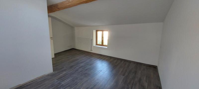 Maison - 220 m² - 6 pièces