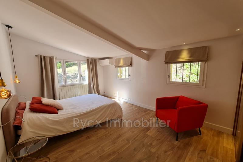 Maison - 170 m² - 5 pièces