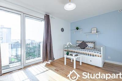 Chambre - 11 m² - 1 pièce