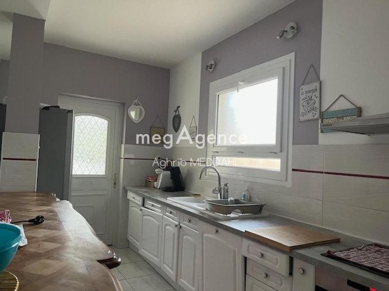 Maison - 178 m² - 10 pièces