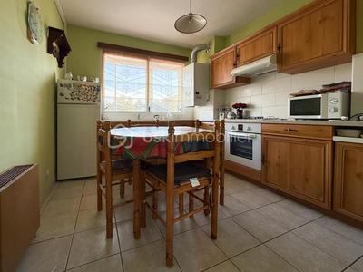 Appartement - 79 m² - 4 pièces