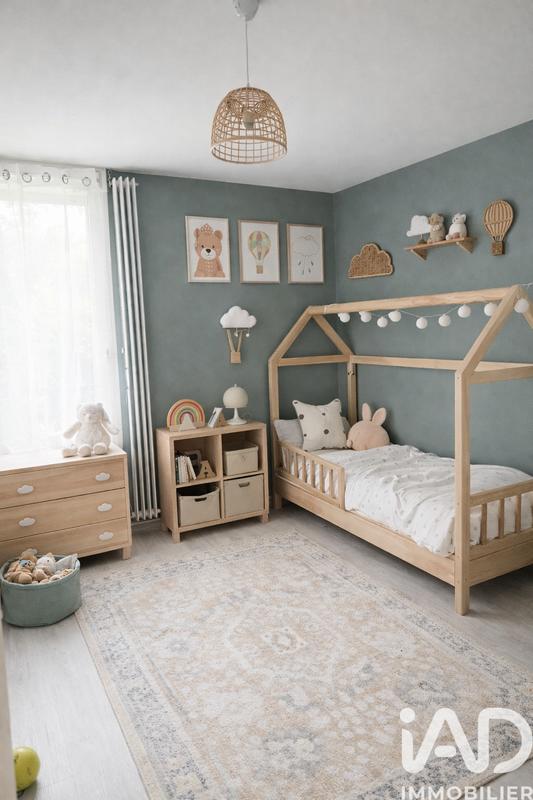 Appartement - 93 m² - 5 pièces