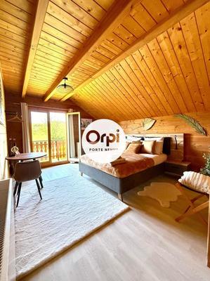 Maison de bois - 250 m² - 8 pièces