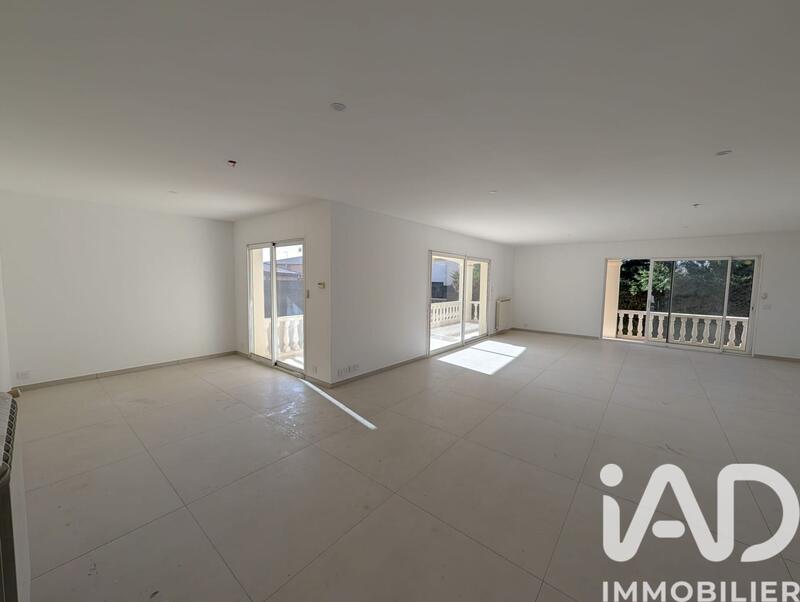 Maison - 197 m² - 6 pièces