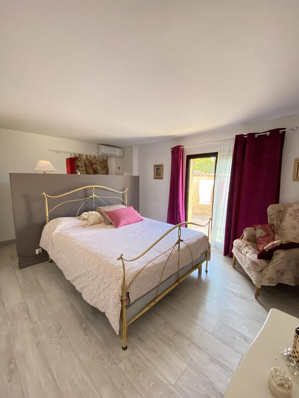 Appartement - 70 m² - 2 pièces