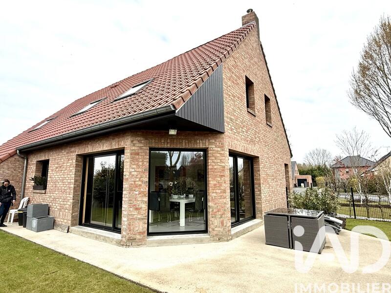 Maison - 153 m² - 6 pièces