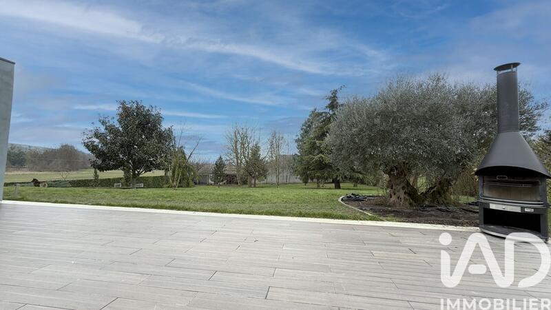 Maison de maîtres - 510 m² - 15 pièces