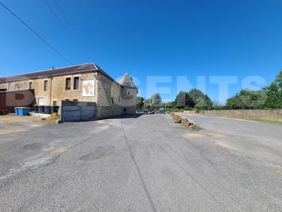 Local d'activités - 626 m² - 3 pièces