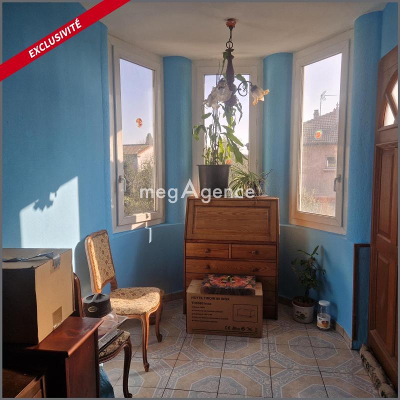 Maison - 328 m² - 12 pièces