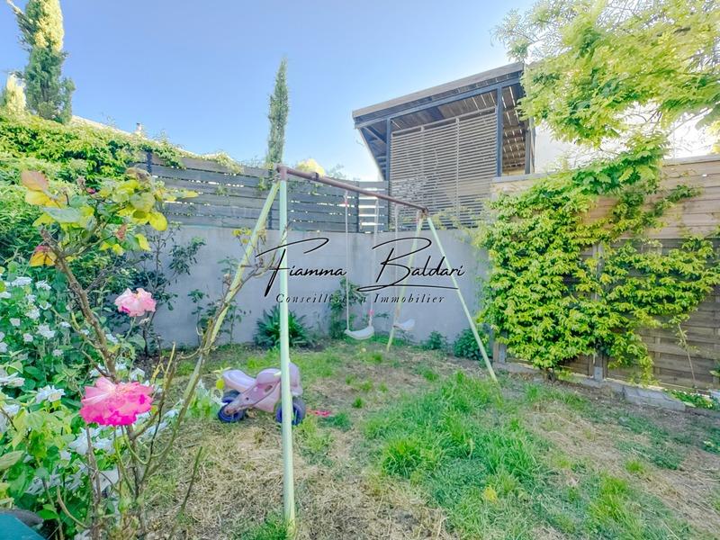 Maison - 122 m² - 4 pièces