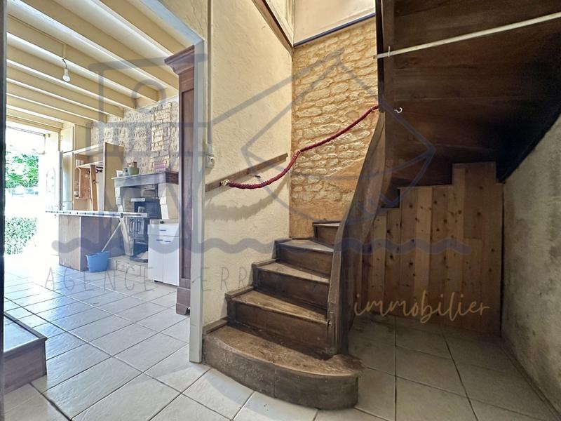 Maison ancienne - 162 m² - 4 pièces