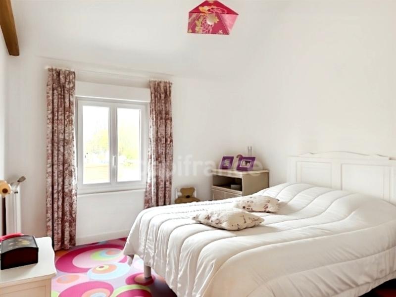 Maison - 92 m² - 5 pièces