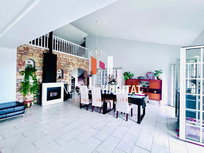 Villa - 280 m² - 7 pièces