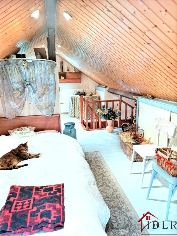 Maison - 200 m² - 7 pièces