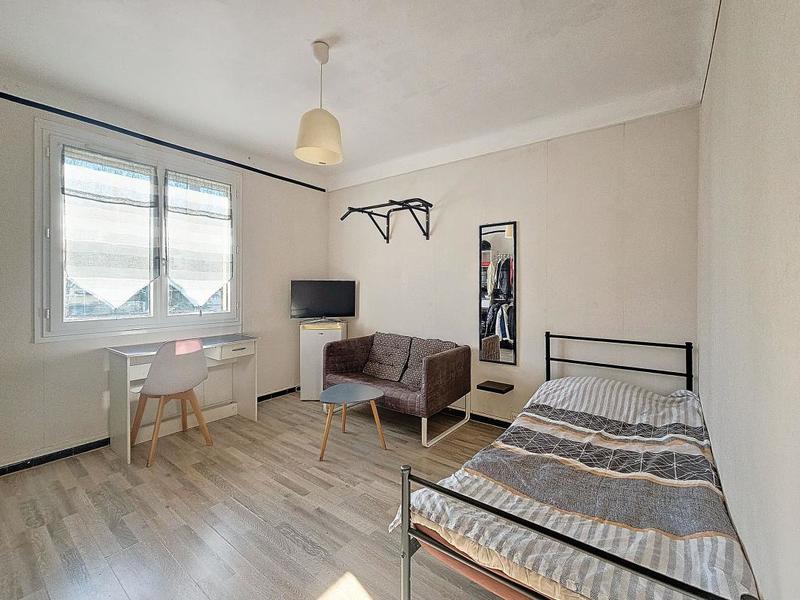 Appartement - 99 m² - 4 pièces