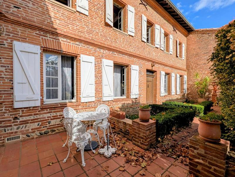 Demeure - 187 m² - 6 pièces