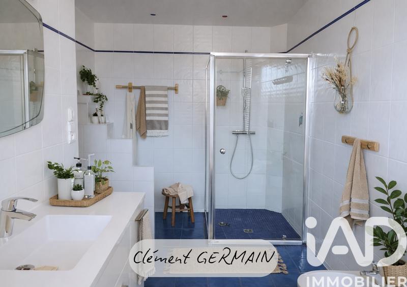 Maison - 192 m² - 7 pièces