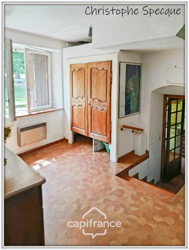 Maison - 139 m² - 8 pièces